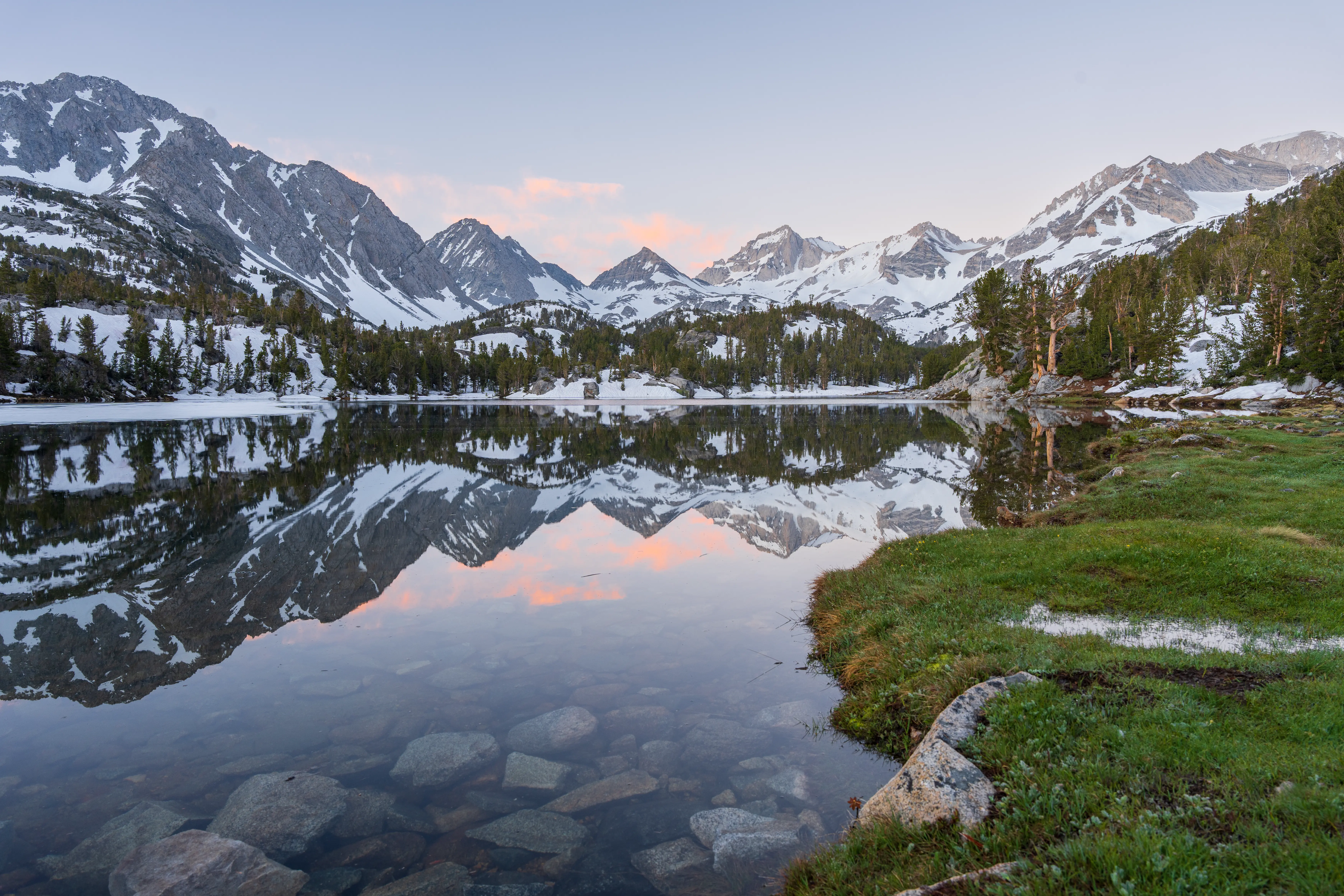 /images/little-lakes-valley-sunrise.webp